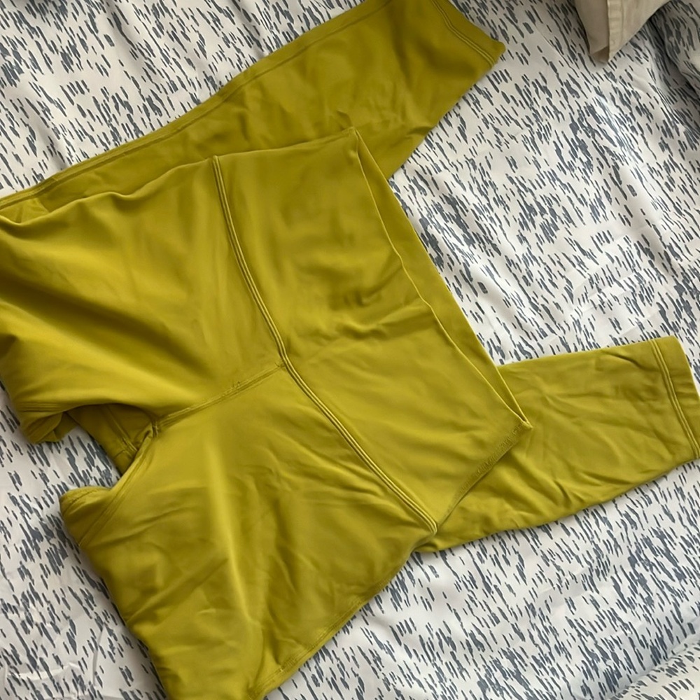 Lululemon leggings